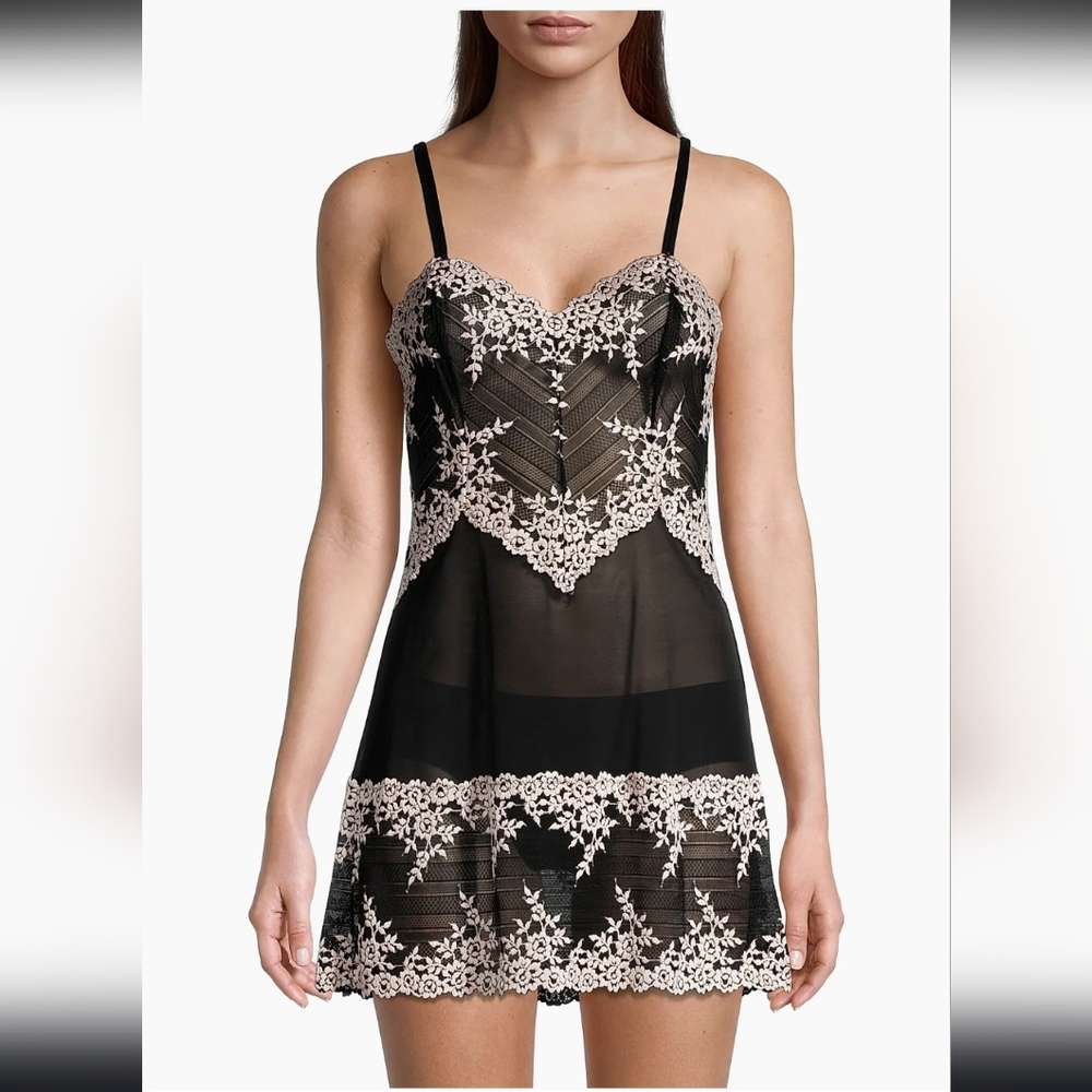 Wacoal Embrace Lace Chemise, NWOT, Medium, Black And Cream
